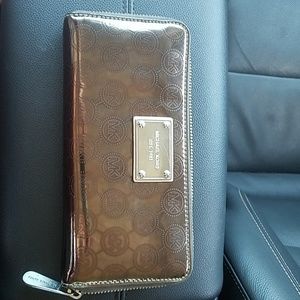 Micheal Kors Wallet